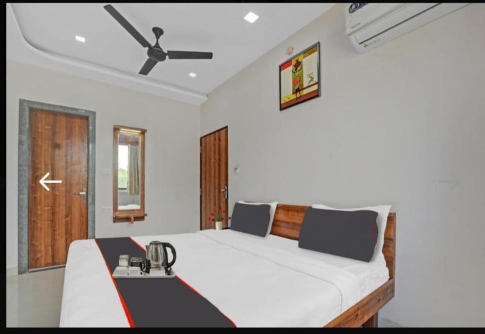 Hotel Mangal Niwas Udaipur Exterior foto